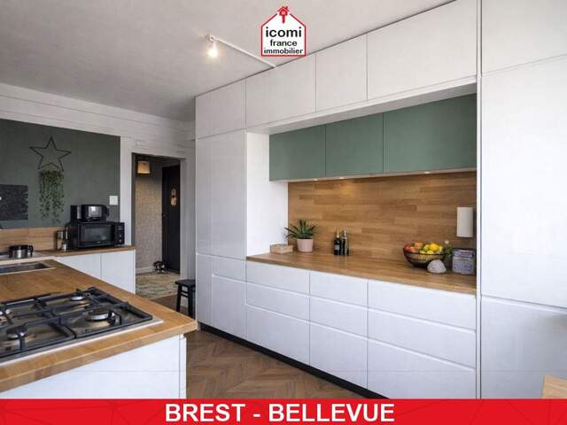 FINISTERE - Brest (29200) - A VENDRE - APPARTEMENT 74M² - 3 CHAMBRES - BALCON - CAVE - DALLE BETON - ASCENSEUR - COMMERCES A PROXIMITE — photo du bien