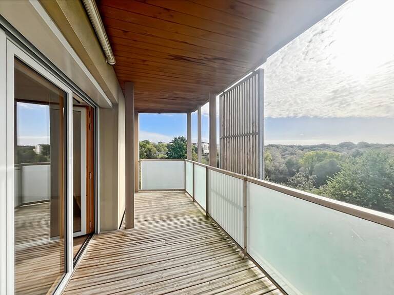 T4 avec cellier, parkings et balcon — photo 1