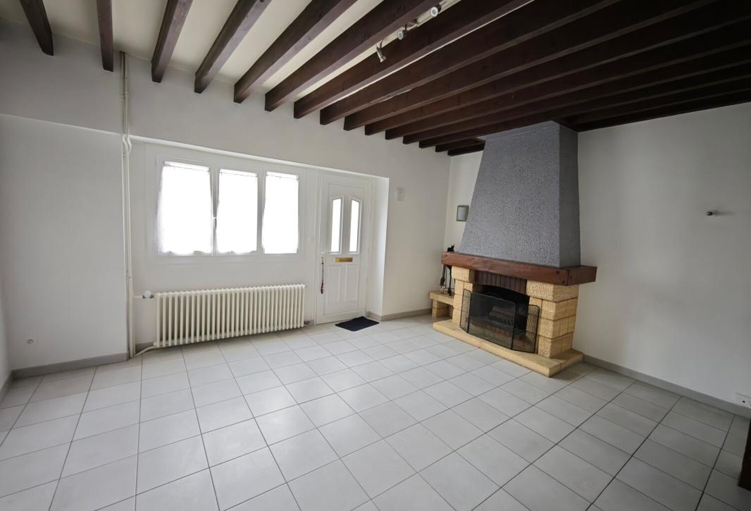 Maison de ville à louer — photo 1