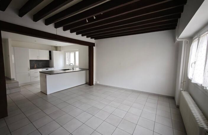 Maison de ville à louer — photo 2