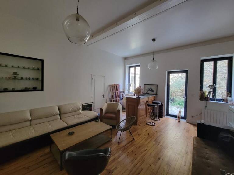EXCLUSIVITÉ – VIENNE (38200) | MAISON DE VILLE ATYPIQUE DE 160 M² AVEC JARDINS-TERRASSES — photo 1