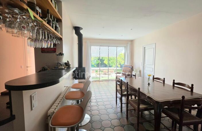 À vendre à Pessac Alouette: maison avec jardin, garage et beau potentiel d’aménagement — photo 2