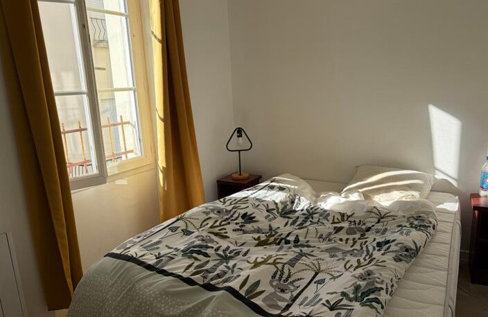 LES SABLES D'OLONNE (85100) - RARE - A 2 PAS DU REMBLAI ET DU PORT APPARTEMENT T2 RENOVE IDEAL LOCATIF — photo 3