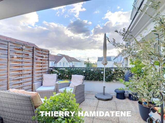 CANON!! COUP DE COEUR ASSURE!! APPARTEMENT 3 PIECES TERRASSE ET BALCON 2 CHAMBRES 62M2 PARKING EN S/SOL AVEC BORNE DE RECHARGE ELECTRIQUE — photo du bien