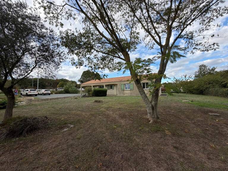 L'HERMENAULT (85)-VUE CAMPAGNE- VILLA PLAIN PIED GRAND CONFORT 3 CHAMBRES AVEC DEPENDANCES SUR 3148M² — photo 1
