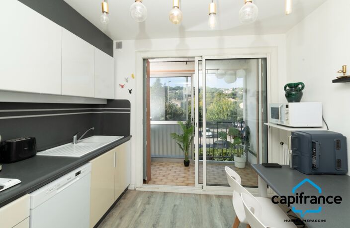 13, Les Pennes Mirabeau, Appartement rénové T5 Le clos Idéal, calme — photo 4