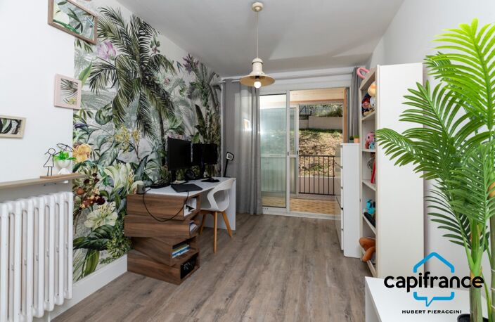 13, Les Pennes Mirabeau, Appartement rénové T5 Le clos Idéal, calme — photo 5