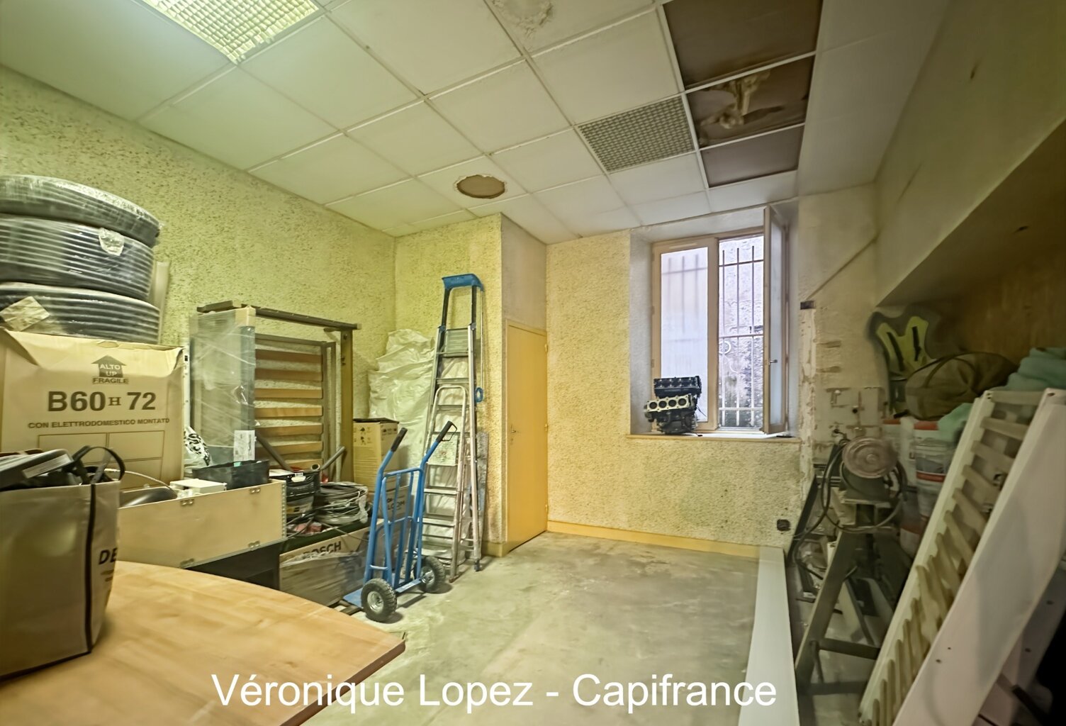 Exclusivité, Villeneuve sur Lot, local à usage de bureaux ou de stockage de 94 m² — photo 1