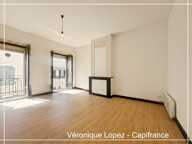 Exclusvité. Villeneuve Sur Lot, appartement T3 traversant au 2ème étage d'un bel immeuble en pierres — photo 3