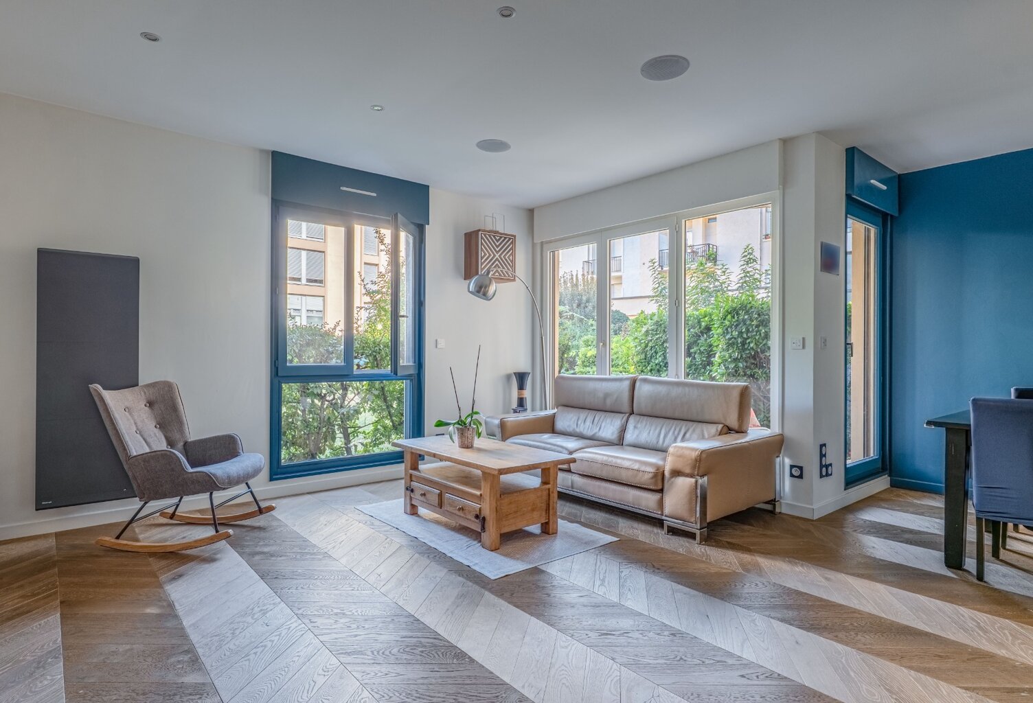Appartement à vendre 4 pièces LYON 8EME ARRONDISSEMENT (69) Monplaisir-Lumière calme sur parc — photo 1