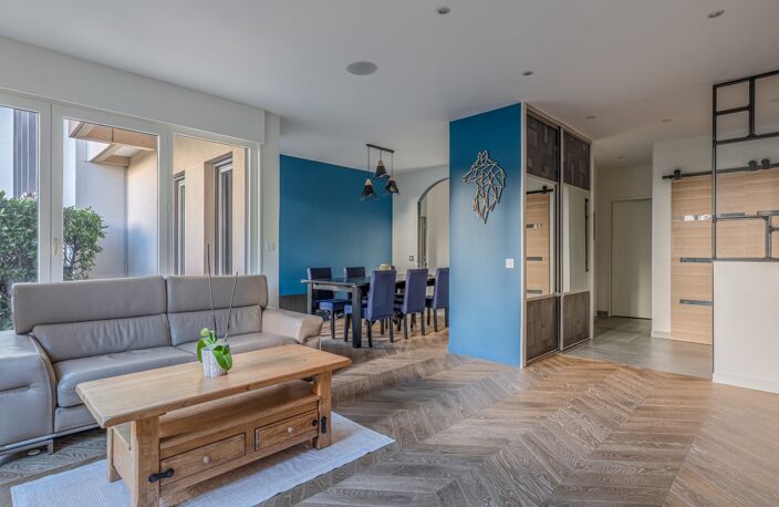 Appartement à vendre 4 pièces LYON 8EME ARRONDISSEMENT (69) Monplaisir-Lumière calme sur parc — photo 4