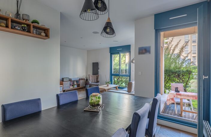 Appartement à vendre 4 pièces LYON 8EME ARRONDISSEMENT (69) Monplaisir-Lumière calme sur parc — photo 5