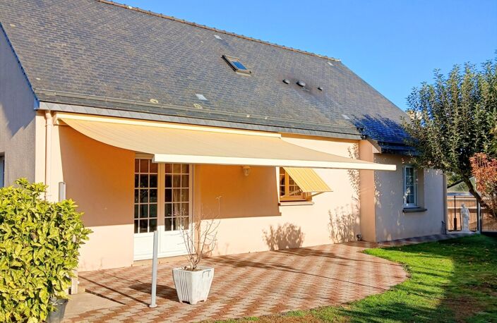 A vendre : Maison d'env. 104 m², 3 chambres, terrain de 535 m², sous-sol complet et combles aménageable à Vire (14) — photo 3