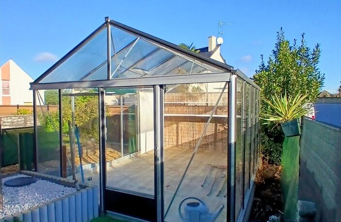 A vendre : Maison d'env. 104 m², 3 chambres, terrain de 535 m², sous-sol complet et combles aménageable à Vire (14) — photo 4