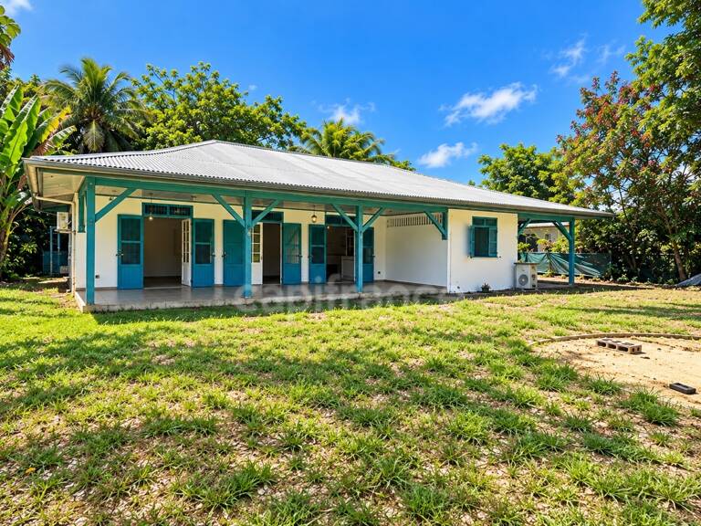 REMIRE MONTJOLY (97354) MONTRAVEL – La plage à proximité, de l'espace pour toute la famille ! Maison T6 — photo 1