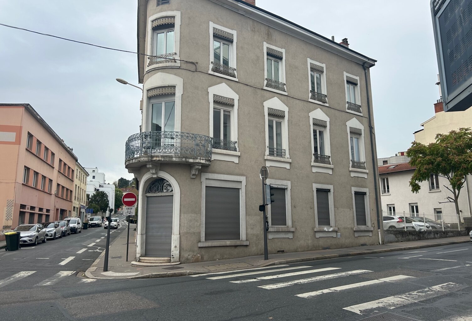 Local/bureau à vendre Exclusivité - LYON 9EME ARRONDISSEMENT (69) 96 M2 — photo 1