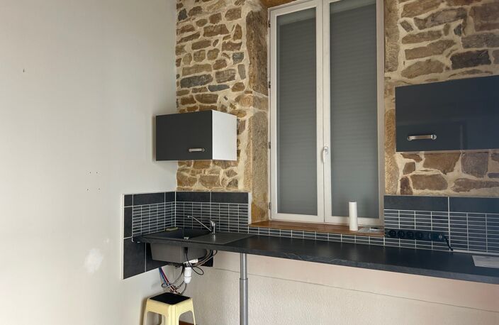 Local/bureau à vendre Exclusivité - LYON 9EME ARRONDISSEMENT (69) 96 M2 — photo 2