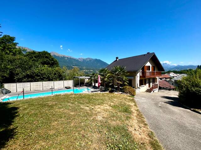 SAINTE HELENE SUR ISERE (73) Maison de 146 m2 - Terrain de 1500 m2 — photo du bien