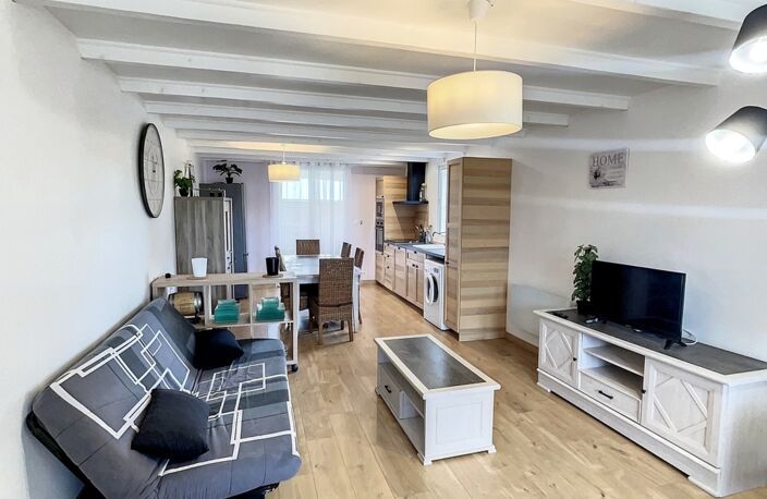 *** APPARTEMENT T2 MEUBLE * TERRASSE * PARKING *** — photo 3