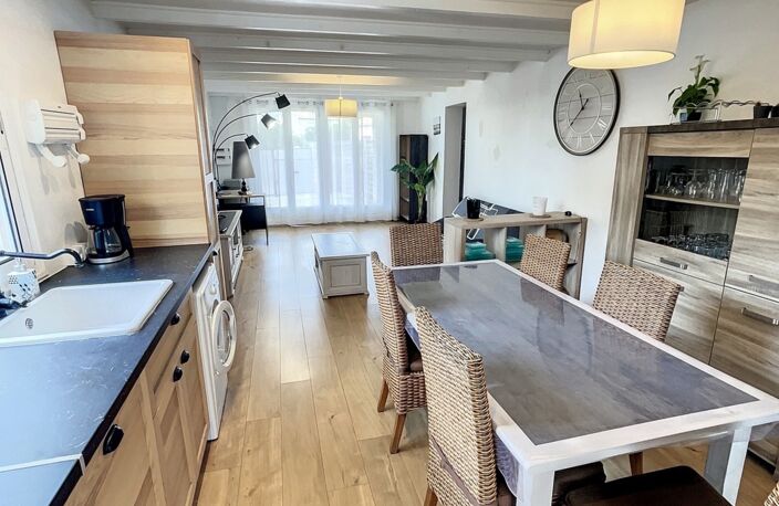 *** APPARTEMENT T2 MEUBLE * TERRASSE * PARKING *** — photo 4