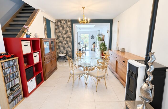 MAISON INDIVIDUELLE 118 M² – 3 CHAMBRES + SALLE DE SPORT – GARAGE AVEC FOSSE – JARDIN – RAISMES — photo 3