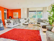 Maison familiale de 245 m² – 5 chambres + espace indépendant et terrain de 4 200 m² — photo 3
