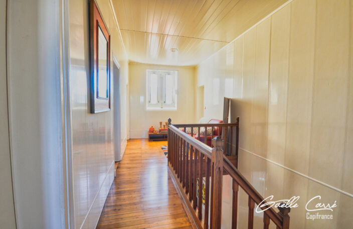 Maison familiale de 245 m² – 5 chambres + espace indépendant et terrain de 4 200 m² — photo 5