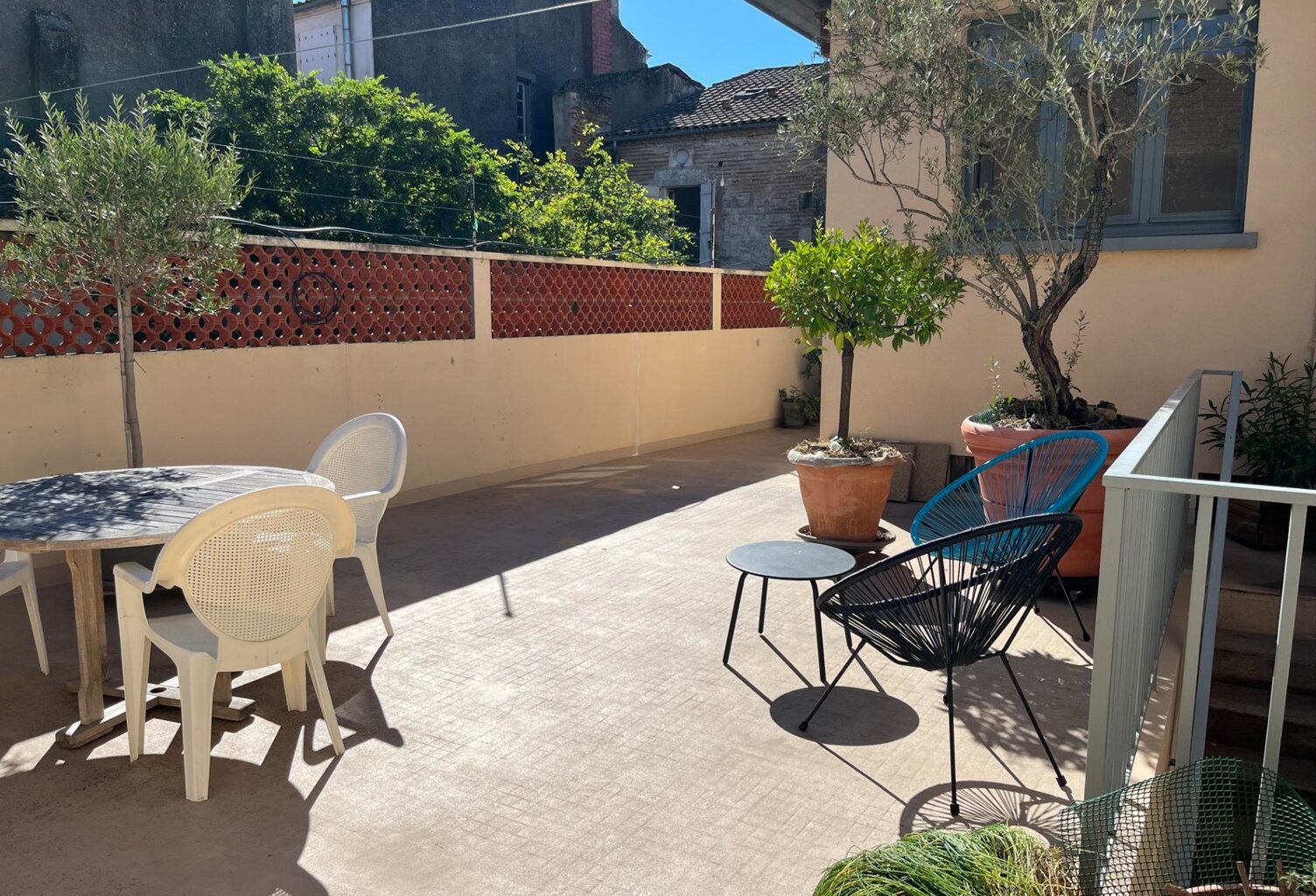 Maison de 202m² avec terrasse de 53m², garage et potentiel professionnel à TONNEINS (47), 1h de Bordeaux — photo 1