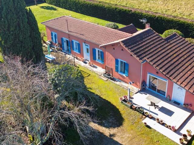 Longère 5 pièces 140 m² Eauze (32) — photo du bien