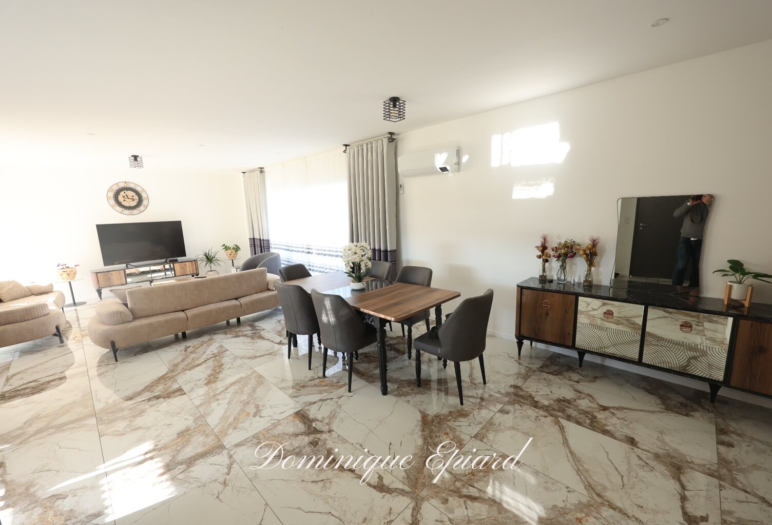 NOUAILLÉ-MAUPERTUIS – VILLA RÉCENTE DE PLAIN-PIED DPE A– 145 M² – 4 CHAMBRES – BELLES PRESTATIONS — photo 1