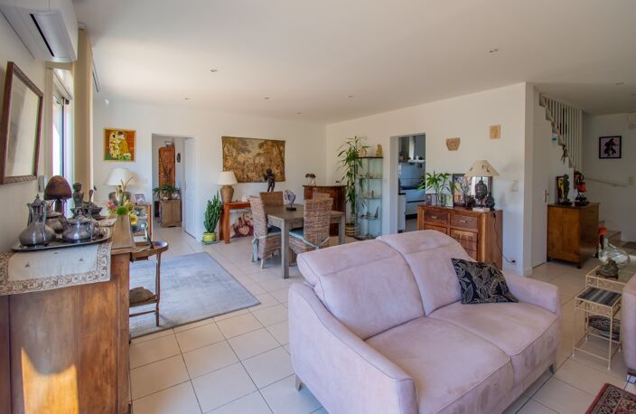 ROYAN - MAISON 5 PIÈCES OÙ IL N'Y A PLUS QU'À POSER SES VALISE — photo 5