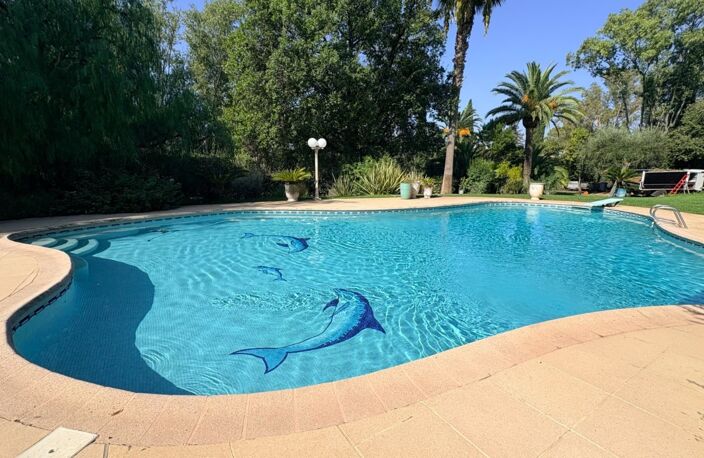 Propriete à vendre 6 pièces SAINT RAPHAEL (83) — photo 3