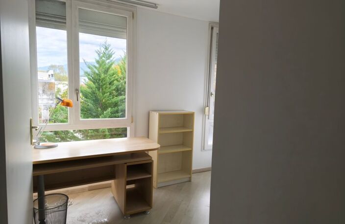 Chambre de 12m2 à louer sur Saint-Martin-d'Hères — photo 2