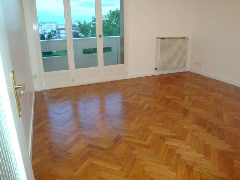 Appartement de 77m2 à louer sur Villeurbanne — photo 1