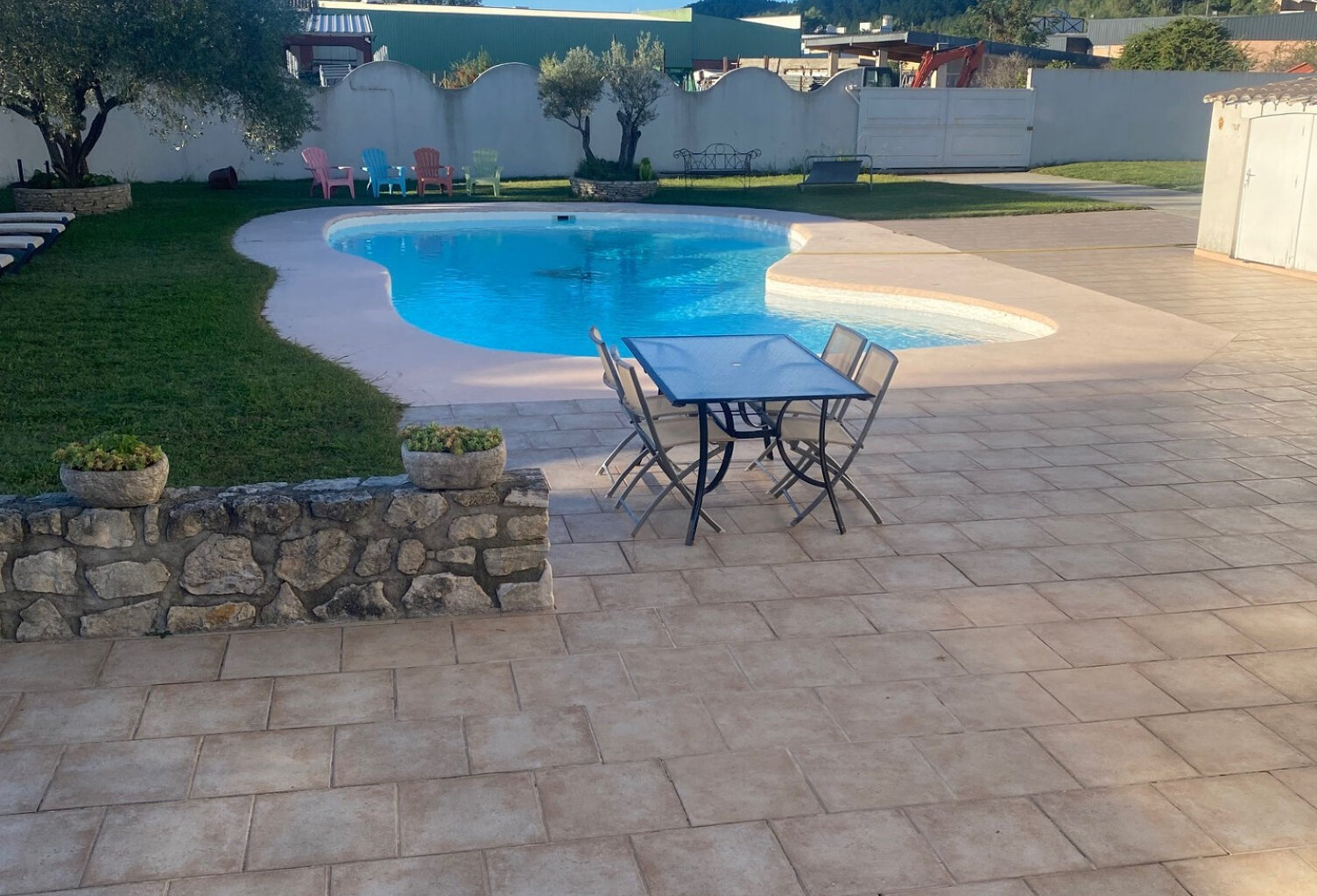 Maison familiale avec piscine sur 1 800 m2 — photo 1