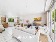 Châtillon – Maison familiale avec jardin sans vis-à-vis, garage et beau potentiel — photo 3