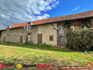 VIGNOUX-SUR-BARANGEON (18500) ANCIEN BÂTIMENT AGRICOLE D'ENVIRON 230 m² SUR UN TERRAIN DE 2 180 m² — photo 2