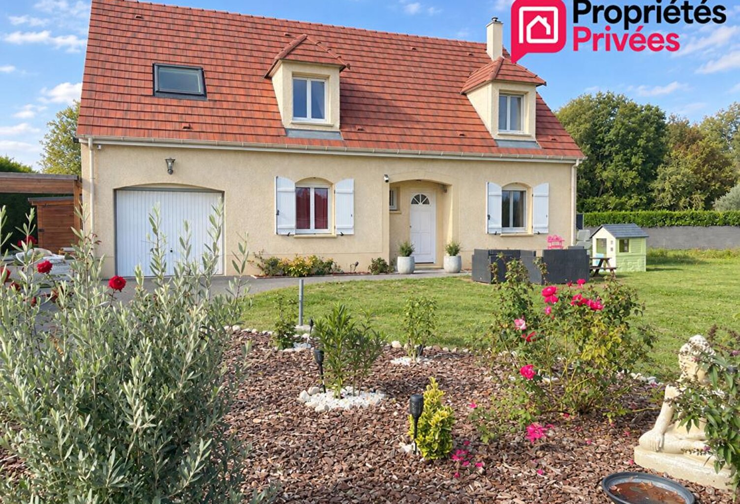 Maison 130m2 5 chambres garage Abri de jardin 2500m2 jardin 315000 FAI — photo 1