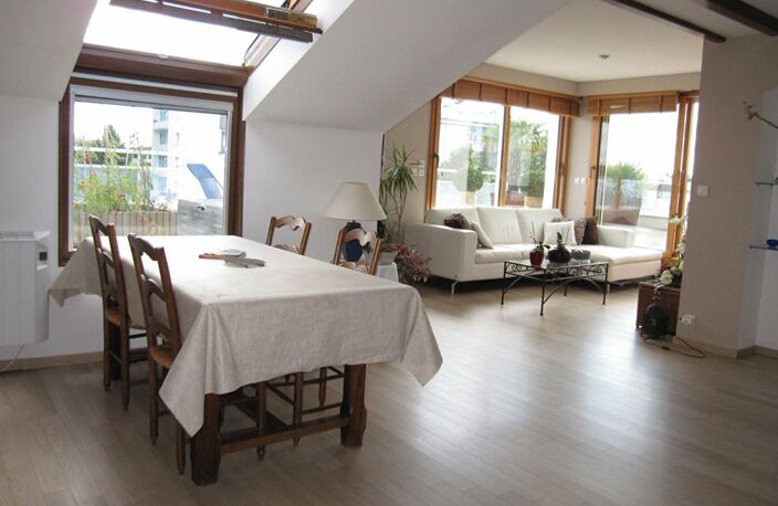 Nantes - Procé- Beau T3 avec  2 terrasses dont une de 47m2 orientée sud - 2 stationnements et cave — photo 3