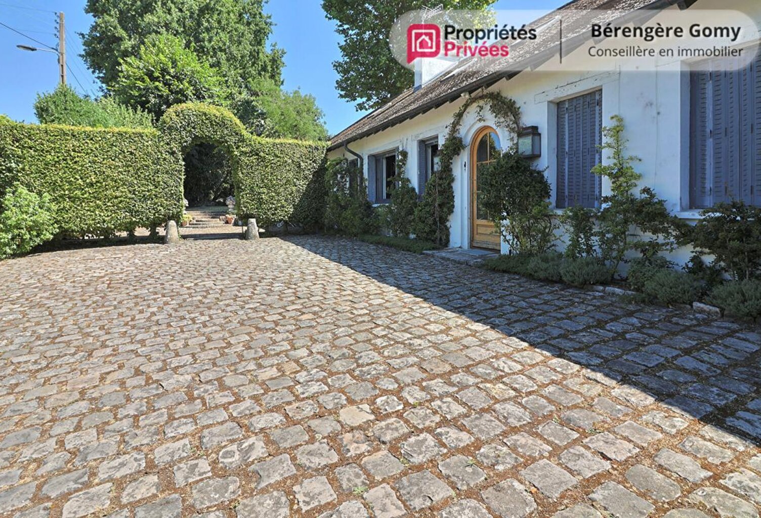 Exclu - Longère de caractère de 240 m² avec 5 chambres et terrain de 2 390 m² — photo 1