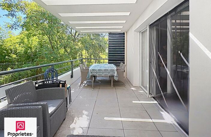 Appartement T4 dernier étage avec deux terrasses et garage — photo 2