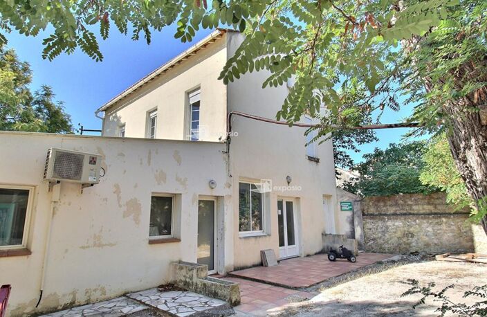 Maison de 160 m² à rénover : 2 T3 ou grande villa familiale, plage à pied LES SABLETTES - 472 000 — photo 2