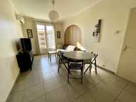 Appartement 53 m²  avec balcon - Le Port-Mayol - Toulon (83000) — photo 2