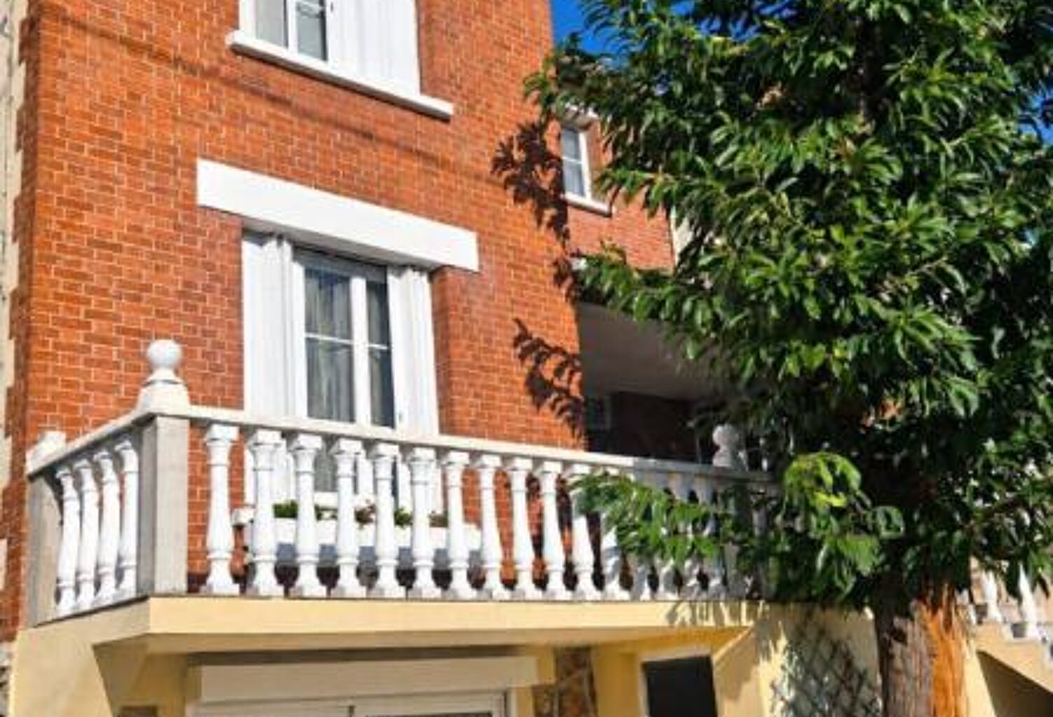 MAISON BOURGEOISE DE CARACTERE CLAYE SOUILLY — photo 1