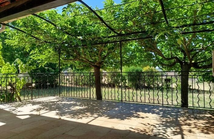 Maison Tavernes individuelle de plain-pied avec 2 garages — photo 3