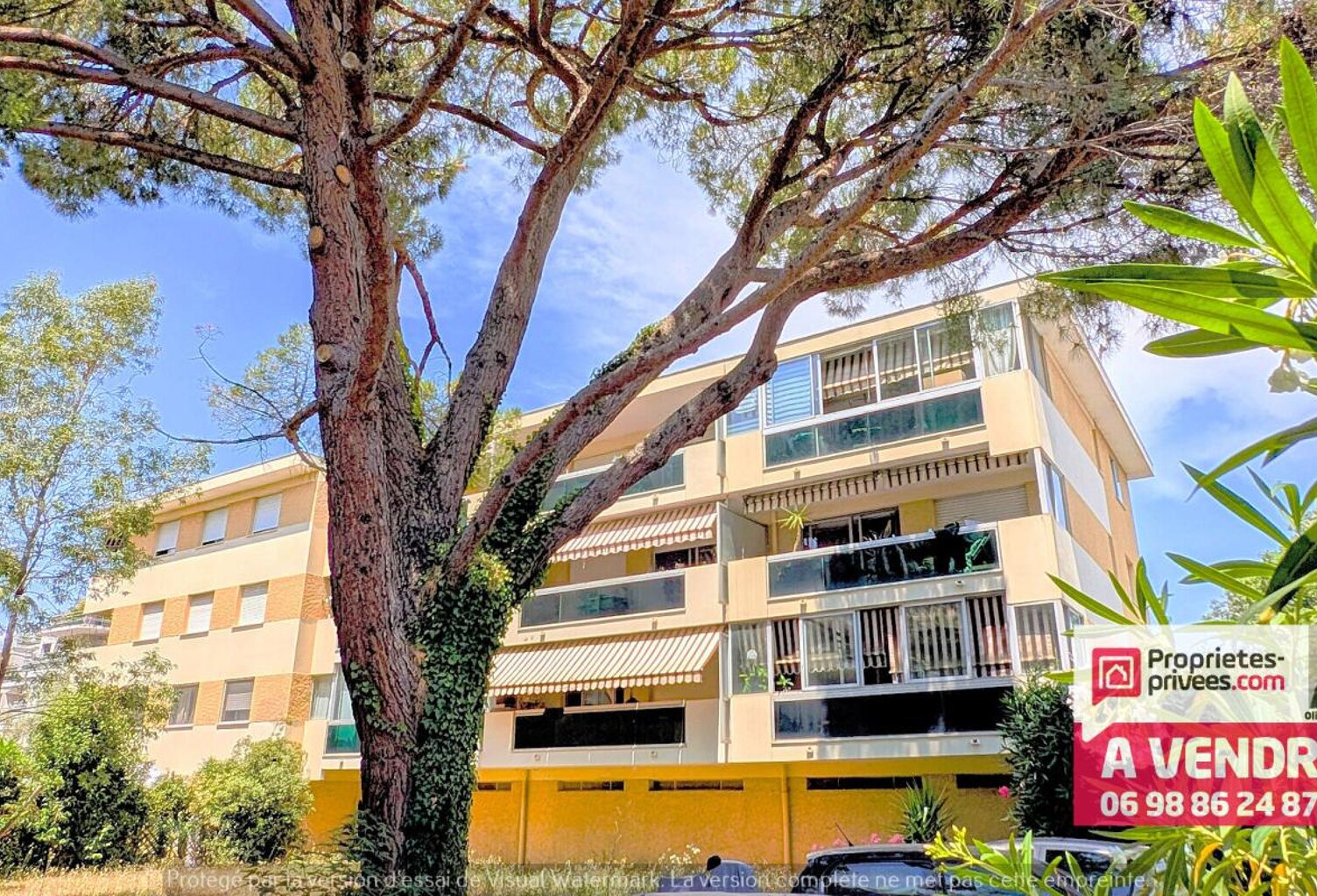 BEAU 2 PIECES 45 m² avec CAVE ET PARKING - CENTRE VILLE AU CALME — photo 1