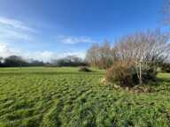 Terrain constructible de 3741 m2 — photo 2