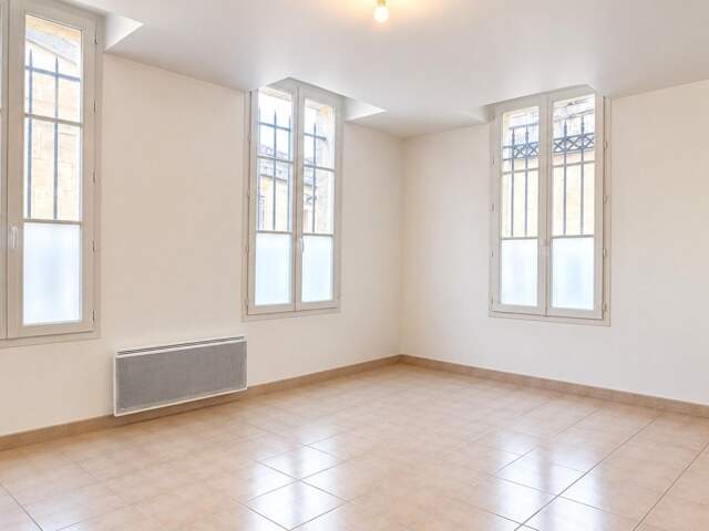 BORDEAUX SAINT-GENES - T2 - IDEAL RESIDENCE PRINCIAPLE OU PROFESSION LIBERALE — photo du bien
