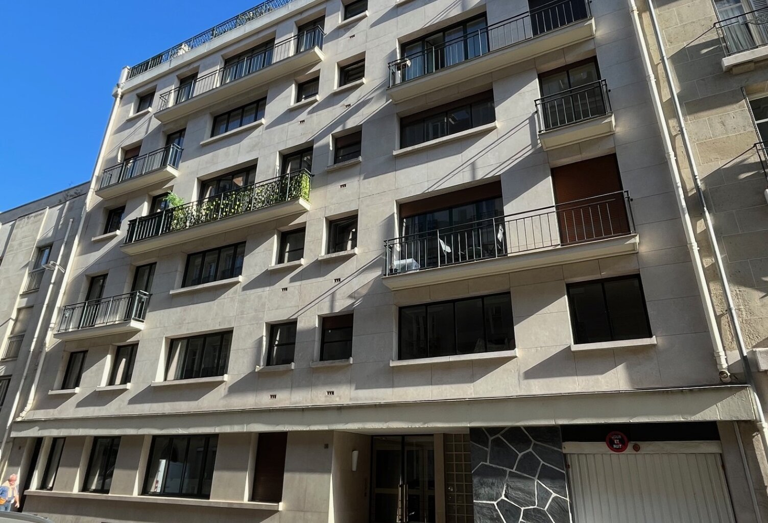 Rue George Sand – Appartement rénové, 2 chambres — photo 1
