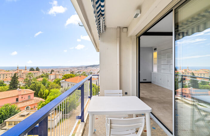 Appartement  - 2 pièces  - 72.45 m² — photo 4